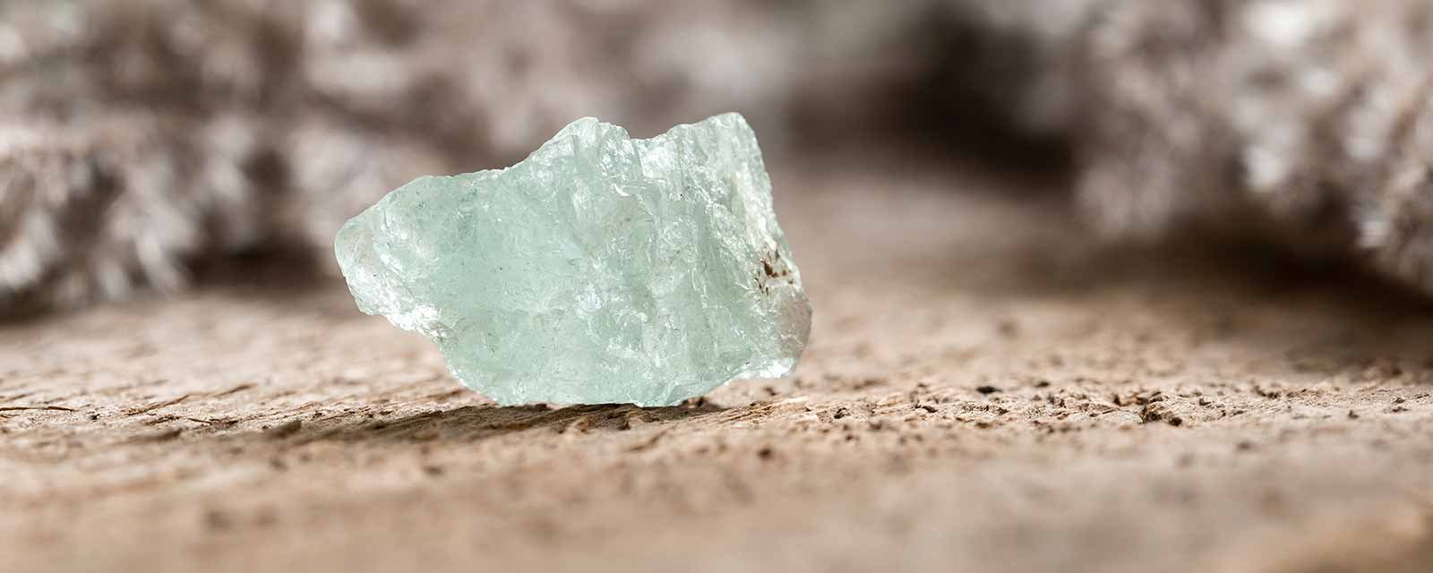 raw aquamarine crystal