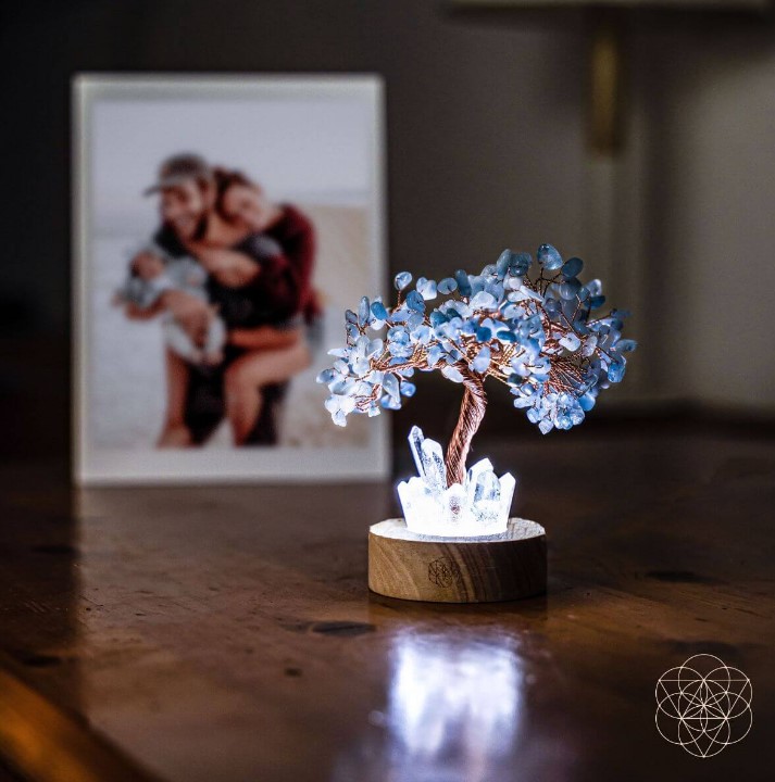 aquamarine tree lamp