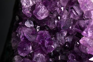 Charoite Featured Image