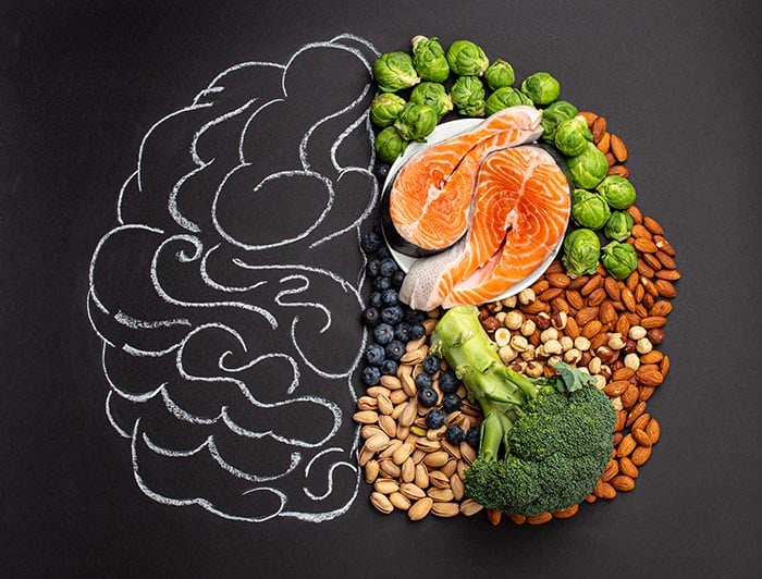 comida para um cérebro saudável, pratique uma alimentação consciente