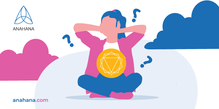 Frau, die lernt, wie man das Solarplexus-Chakra entblockiert