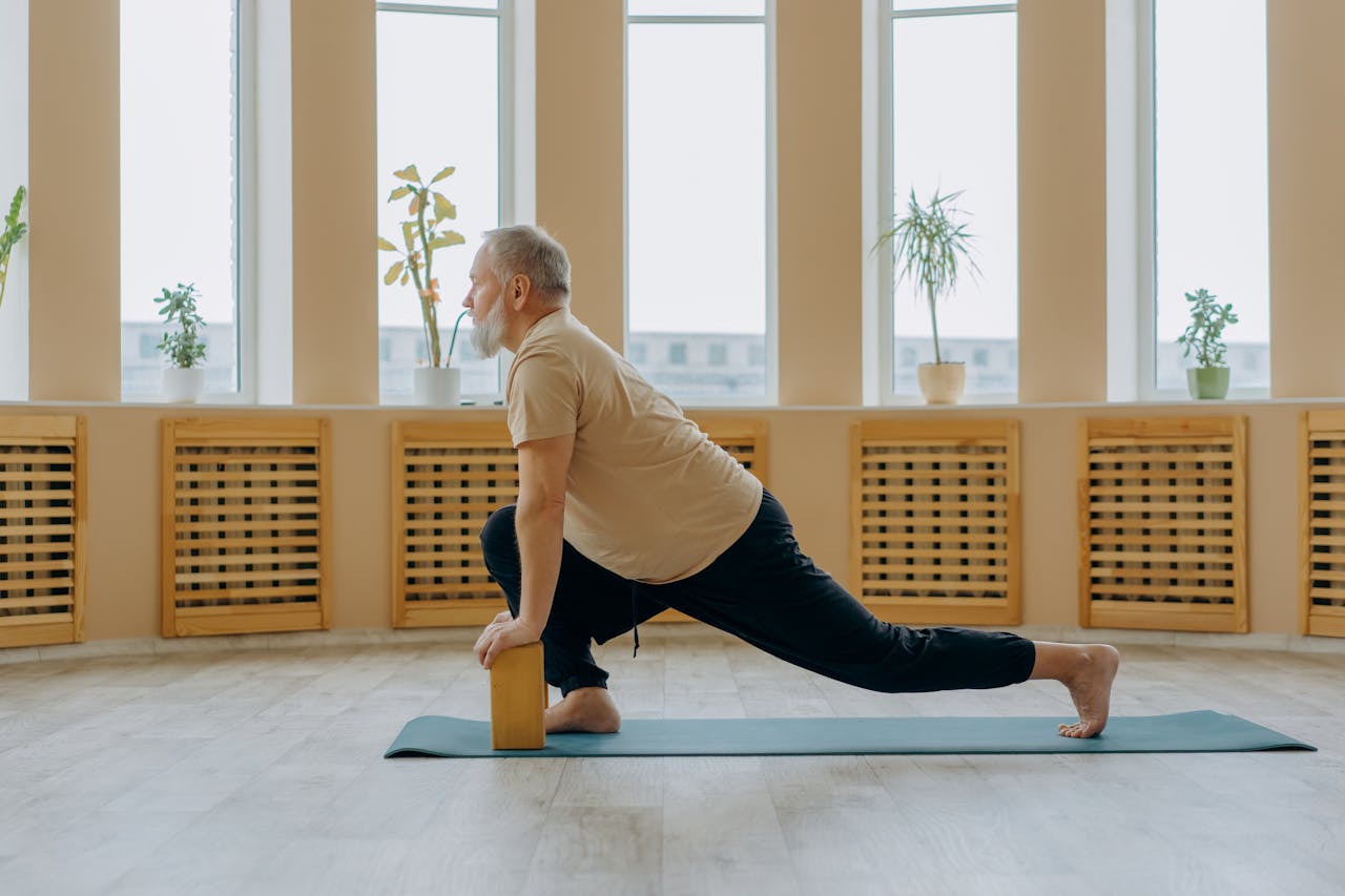 Anjaneyasana